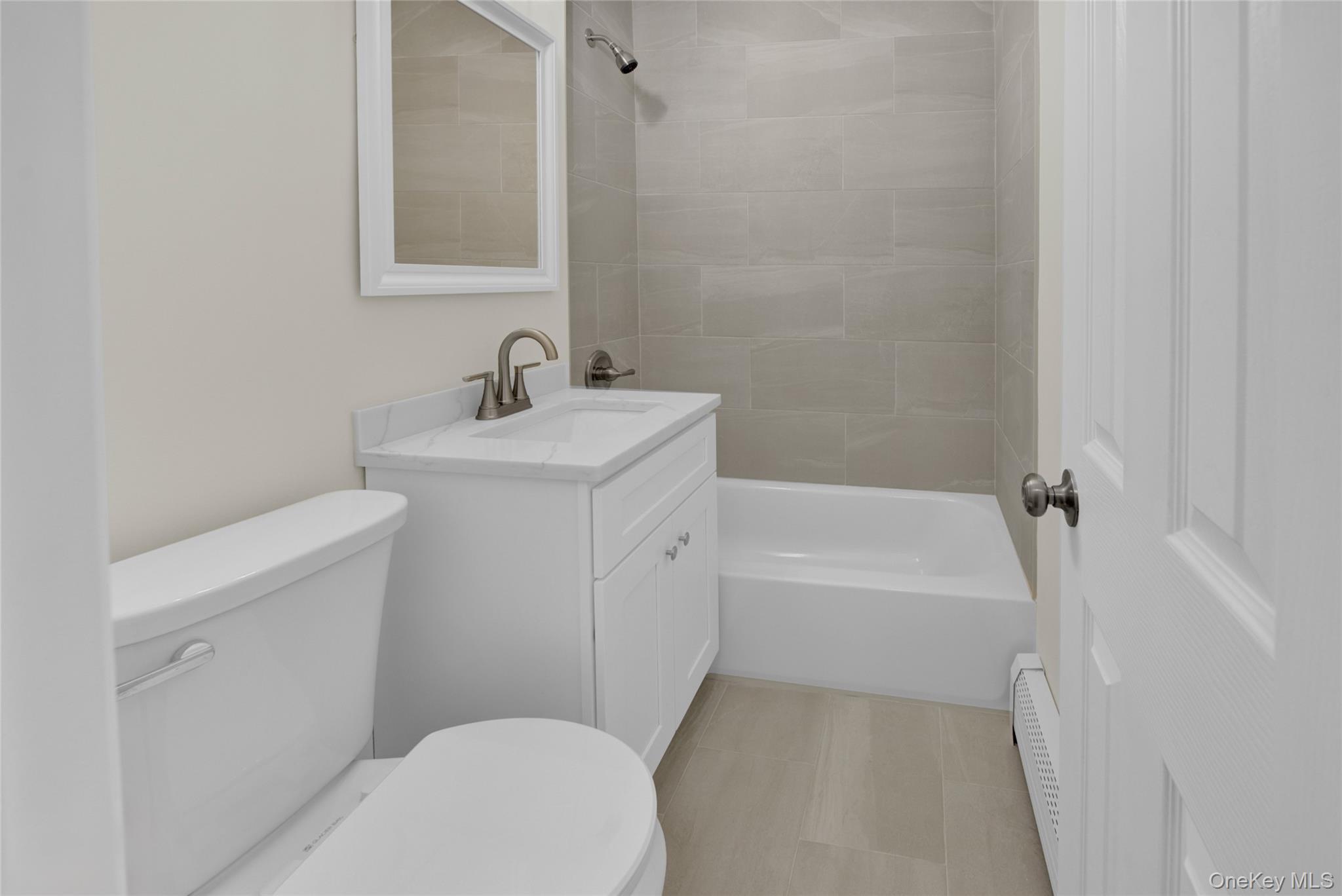 273 Newbridge Road, Unit D2 Levittown, NY 11756 - Photo 11 of 12