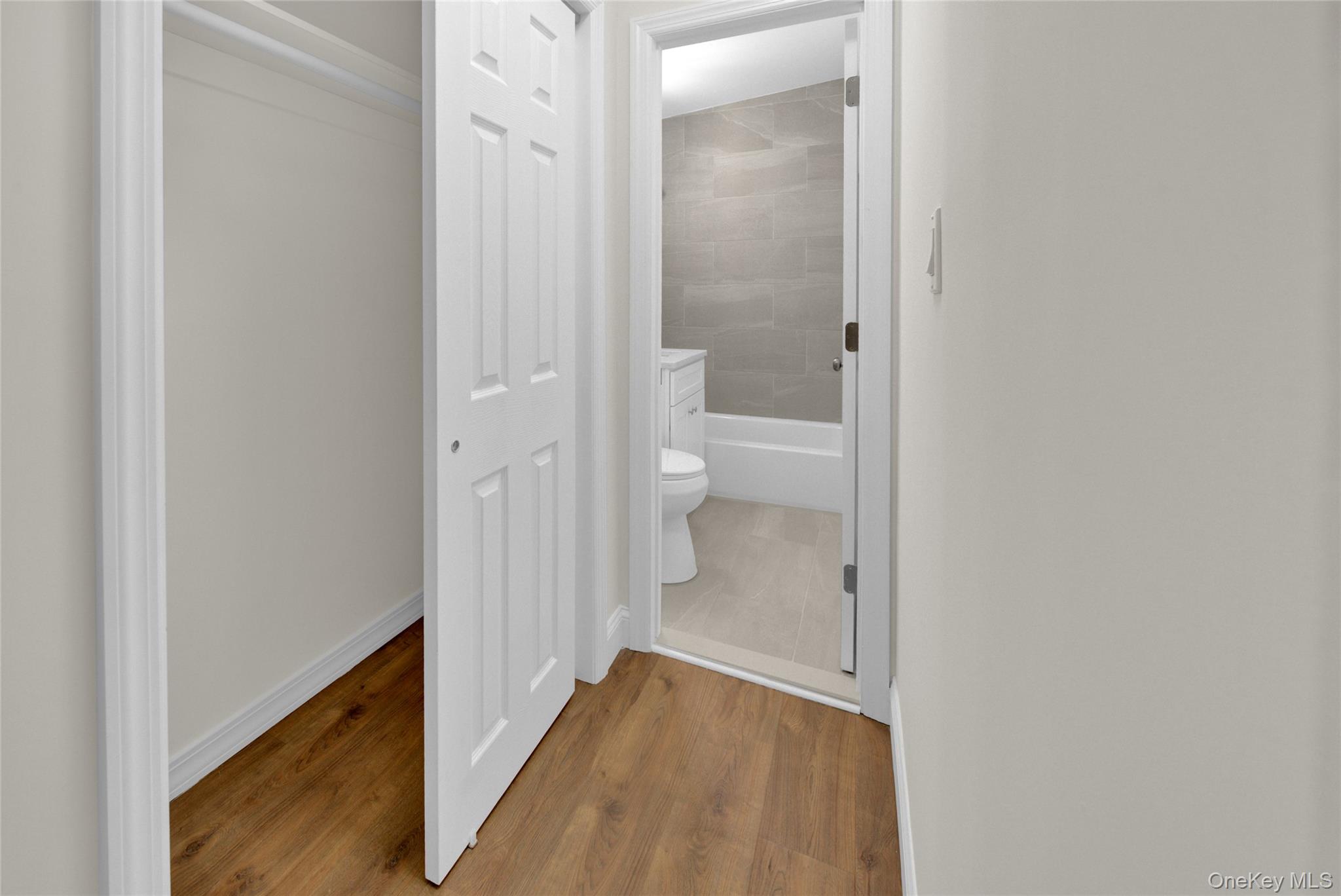 273 Newbridge Road, Unit D2 Levittown, NY 11756 - Photo 10 of 12