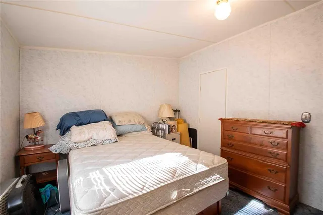 $159,900 | 251 East Sycamore Lane, Murchison, TX 75778