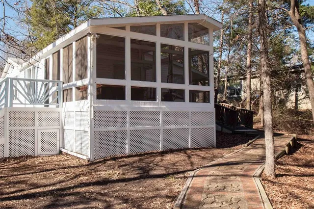 $159,900 | 251 East Sycamore Lane, Murchison, TX 75778