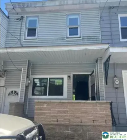 $1,200 | 230 West Arlington Street, Shenandoah, PA 17976