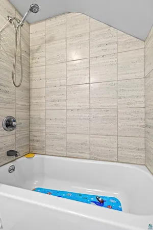 $344,900 | 621 9th Avenue, Two Harbors, MN 55616