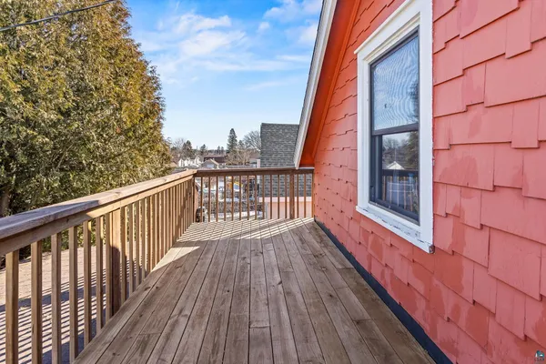 $344,900 | 621 9th Avenue, Two Harbors, MN 55616