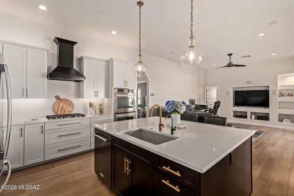 $739,900 | 1738 West Lost Moon Court, Tucson, AZ 85737