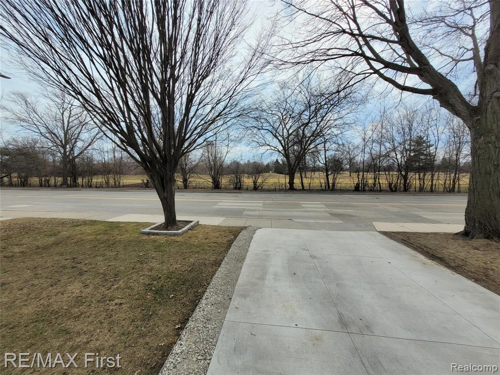 1168 Vernier Road Grosse Pointe Woods, MI 48236 - Photo 21 of 21