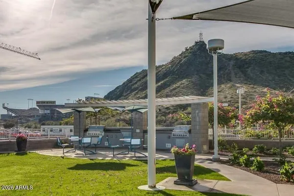 $1,000,000 | 140 East Rio Salado Parkway, Unit 610, Tempe, AZ 85281