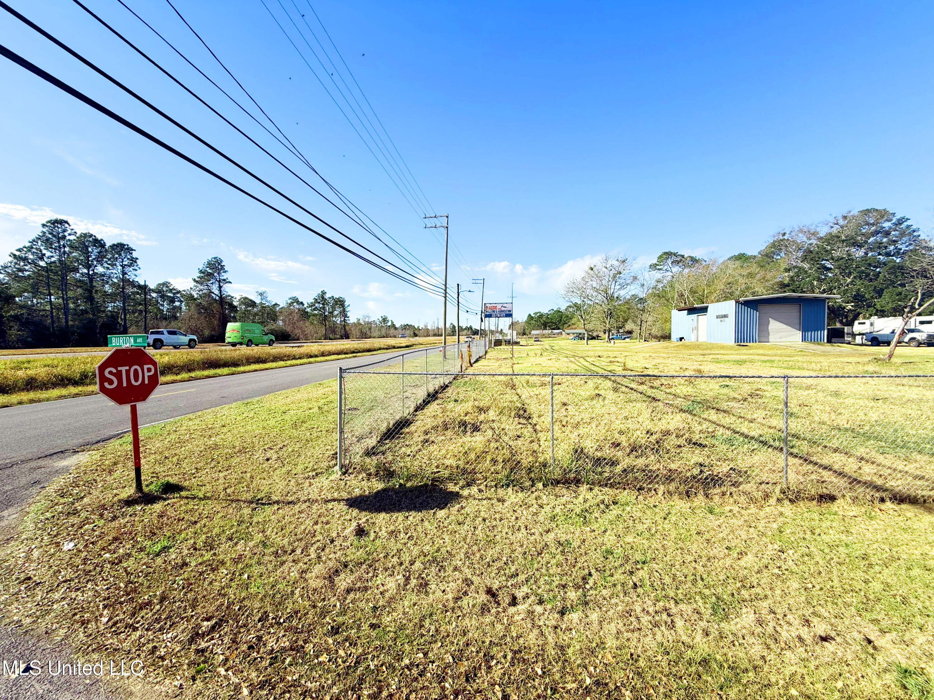 8735 Old Stage Road Moss Point, MS 39562 - Photo 21 of 24 IMG_3855