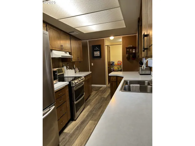 $386,500 | 955 Irvine Street West, The Dalles, OR 97058