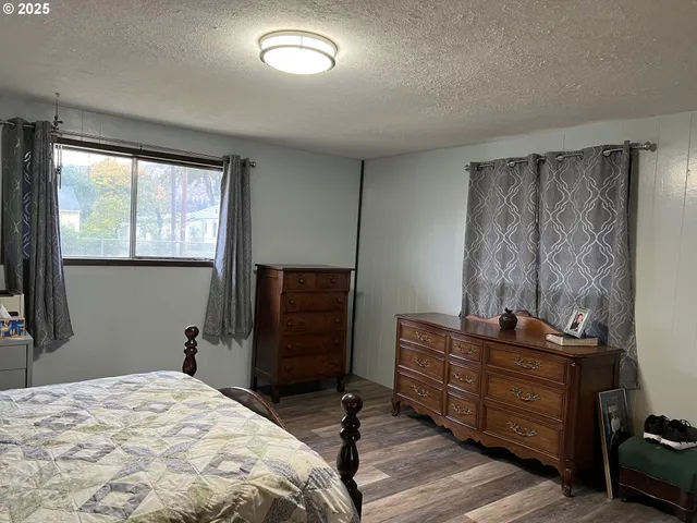 $386,500 | 955 Irvine Street West, The Dalles, OR 97058