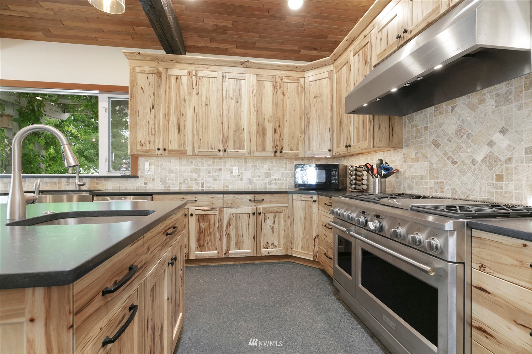 234 South Clark Heights Road Yakima, WA 98901 - Photo 25 of 37