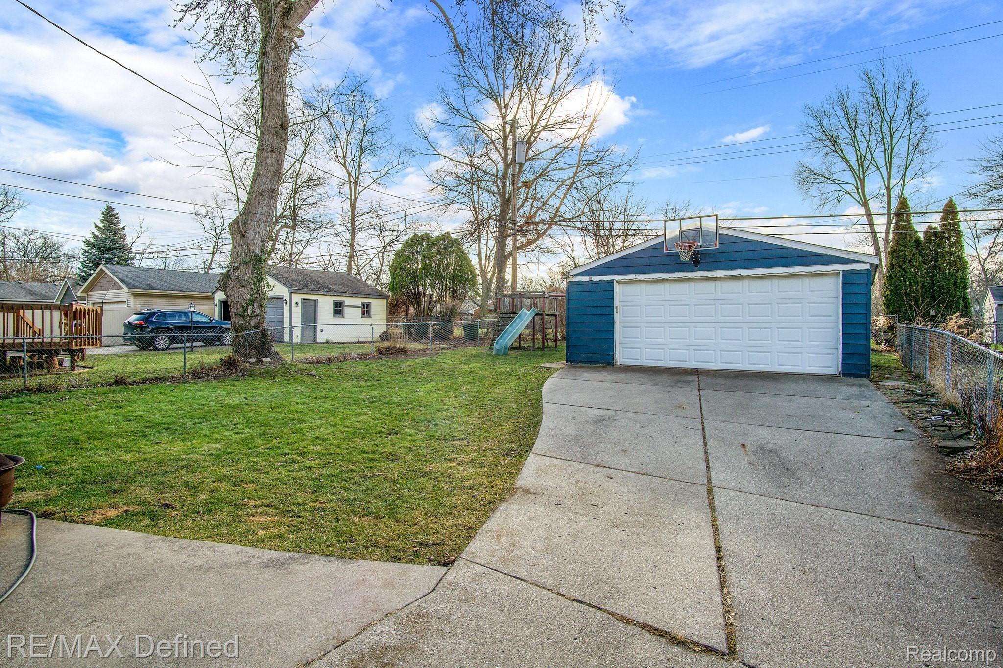 336 Highland Avenue Rochester, MI 48307 - Photo 22 of 28 336-Highland-Ave-27.JPG