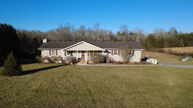 $564,900 | 112 Henson Gap Road, Soddy Daisy, TN 37379