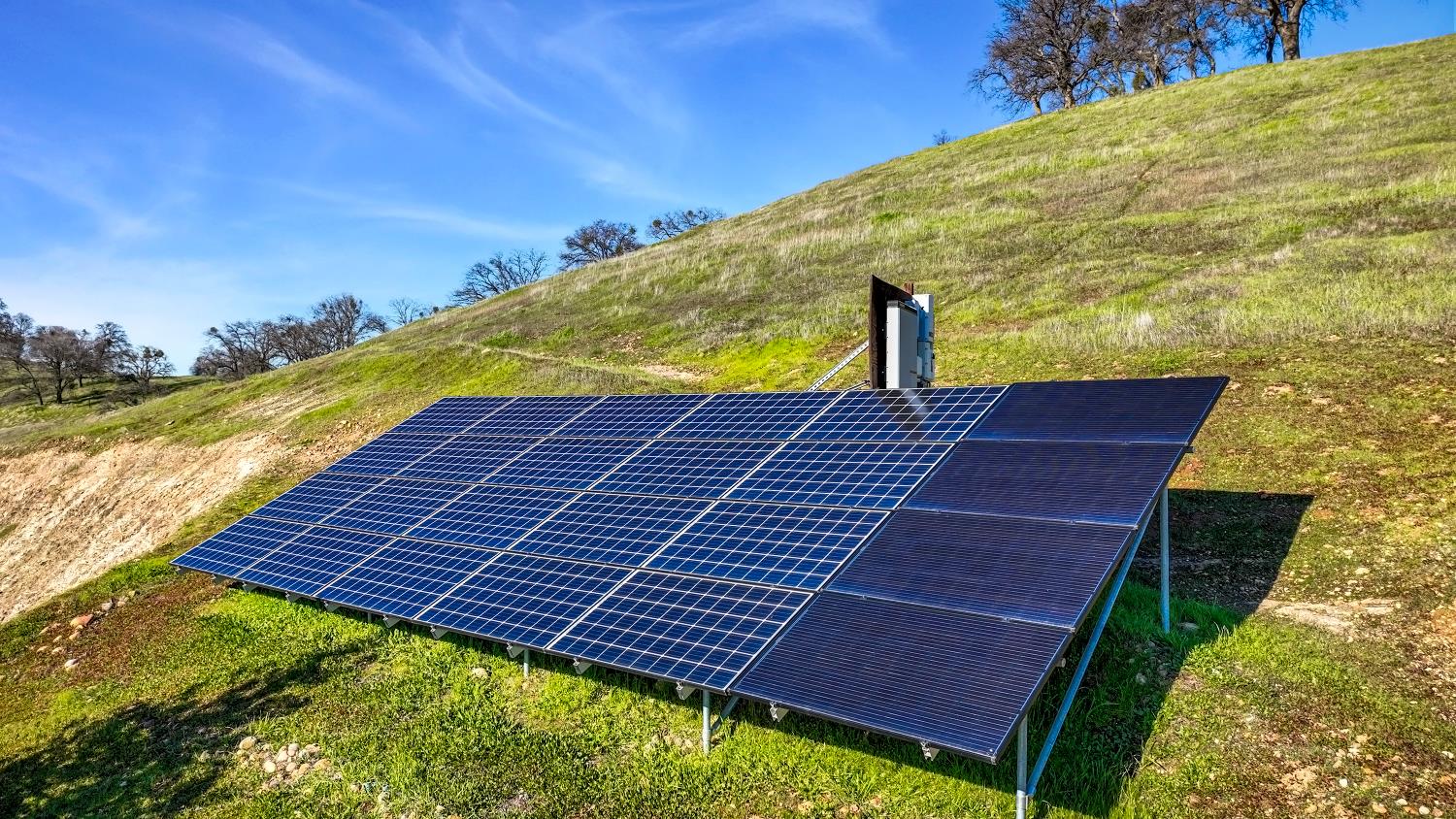 2 Katelyn Court Valley Springs, CA 95252 - Photo 67 of 98 a view of a yard with an outdoor space
