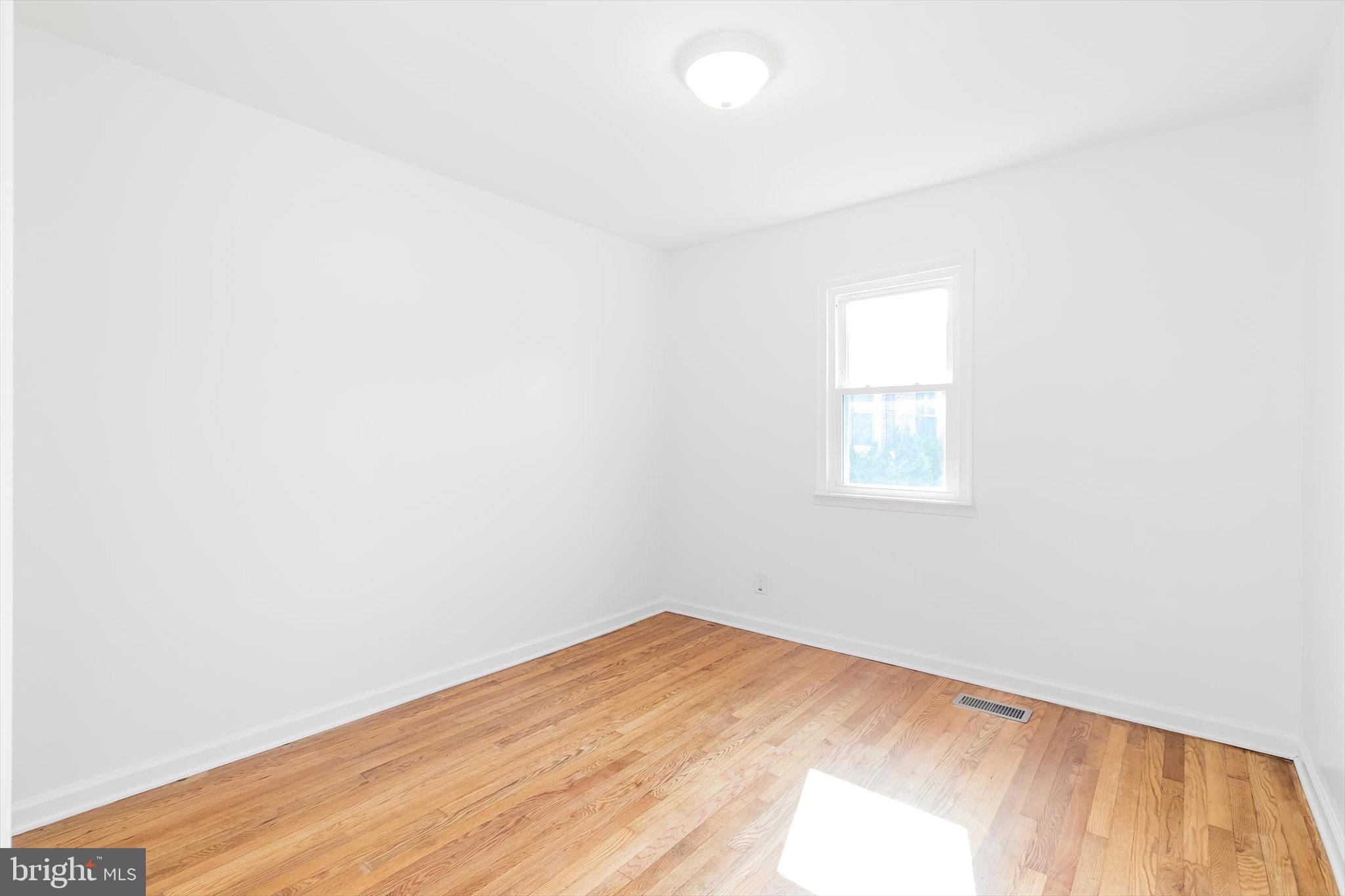 787 Jordan Springs Road Stephenson, VA 22656 - Photo 21 of 39 BEDROOM 3