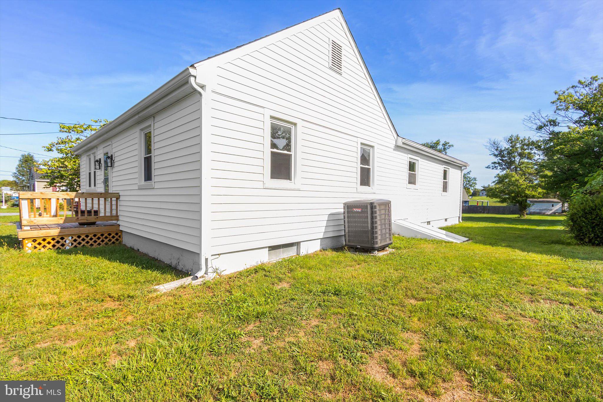 787 Jordan Springs Road Stephenson, VA 22656 - Photo 28 of 39 SIDE YARD