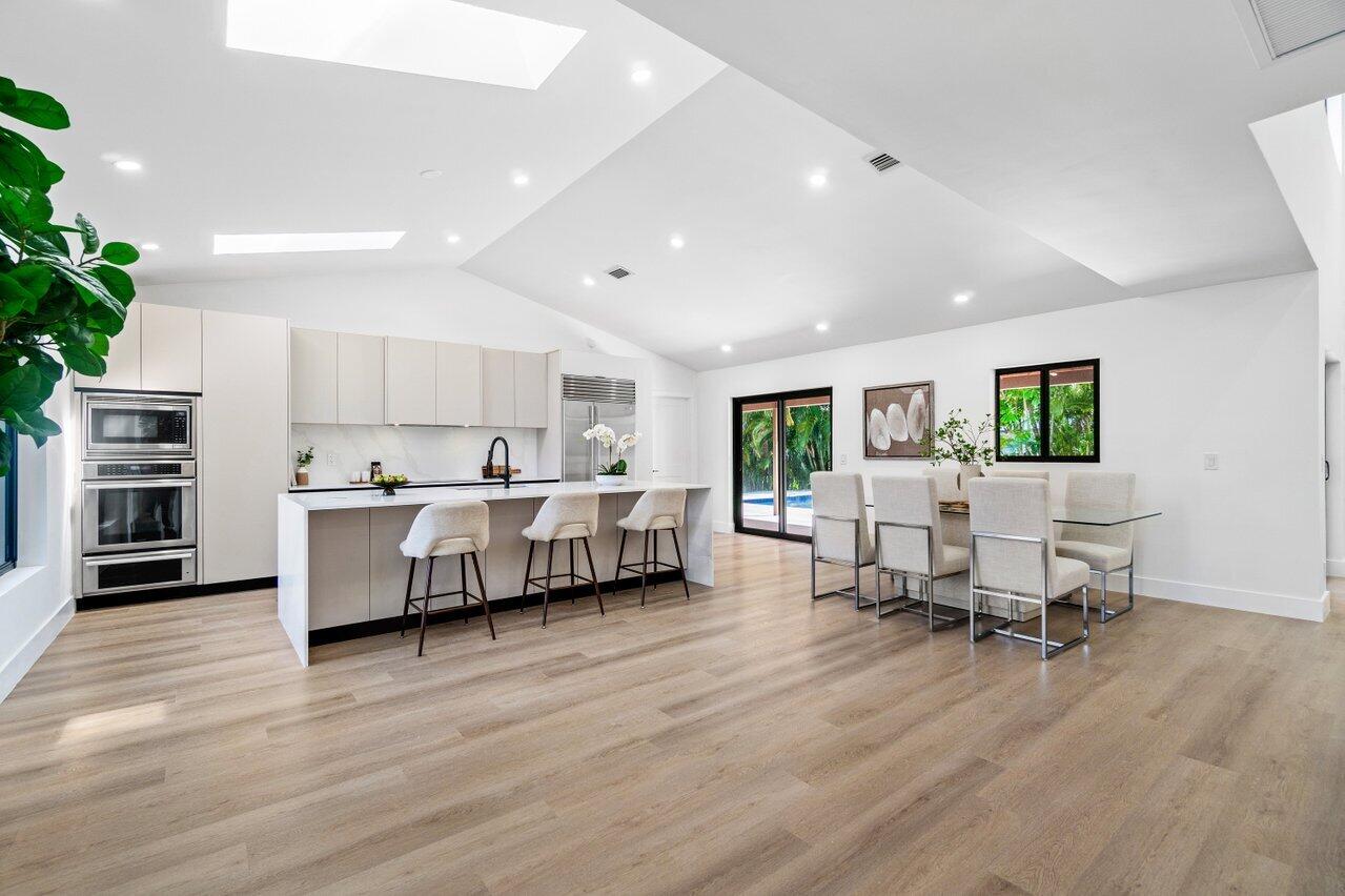 4408 Nicole Circle Tequesta, FL 33469 - Photo 14 of 29 014-4408NicoleCircle-Jupiter-FL-33469-SM