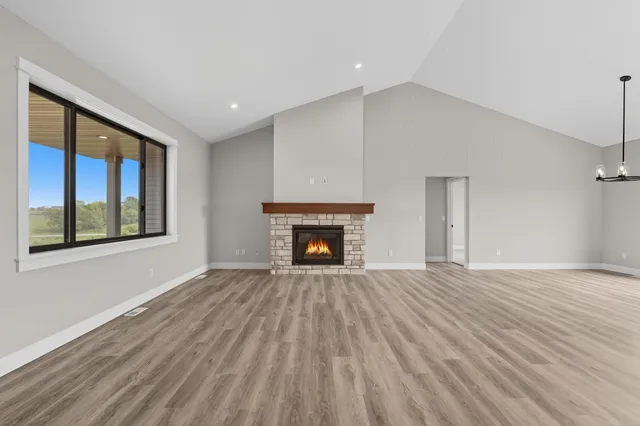 $625,000 | 1252 195th Avenue, New Richmond, WI 54017