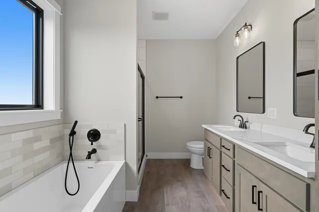 $625,000 | 1252 195th Avenue, New Richmond, WI 54017