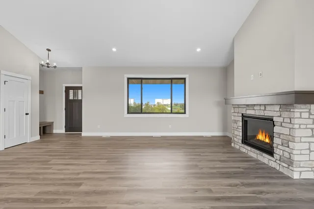 $625,000 | 1252 195th Avenue, New Richmond, WI 54017