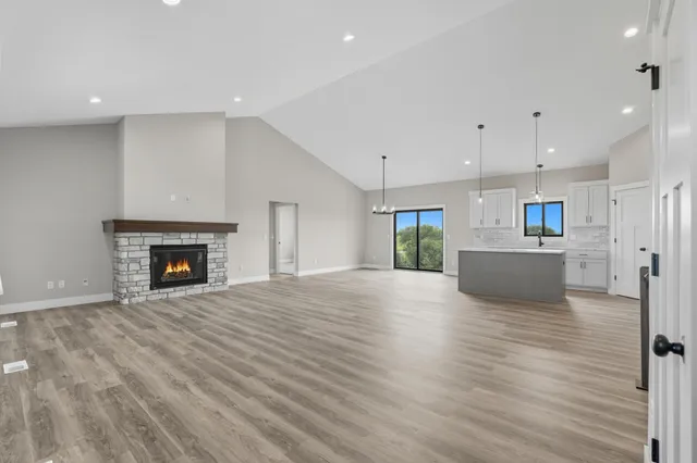 $625,000 | 1252 195th Avenue, New Richmond, WI 54017