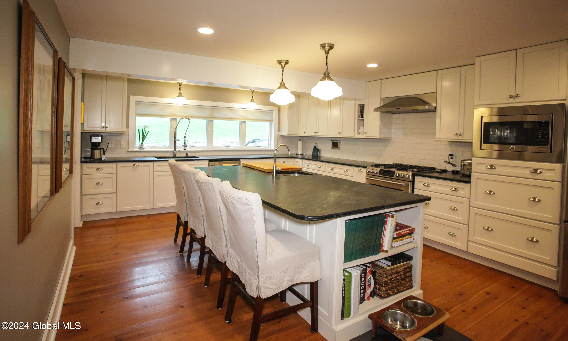 983 Creek Road Crown Point, NY 12928 - Photo 20 of 77 893CP (17 of 77) (2023_07_07 21_32_12 UT