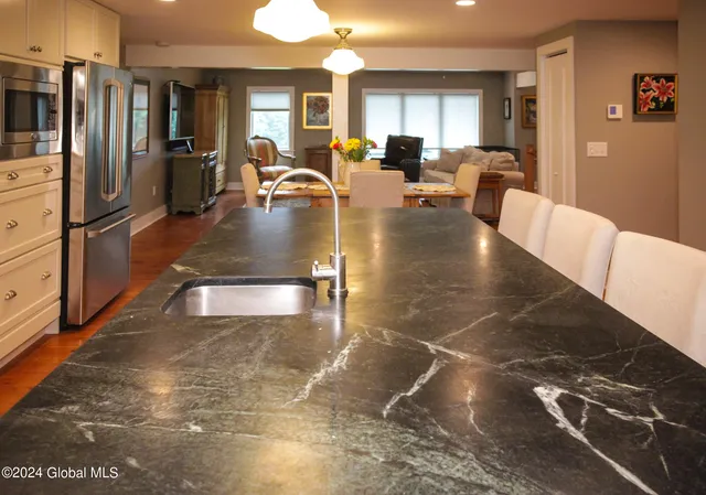 $665,000 | 983 Creek Road, Crown Point, NY 12928