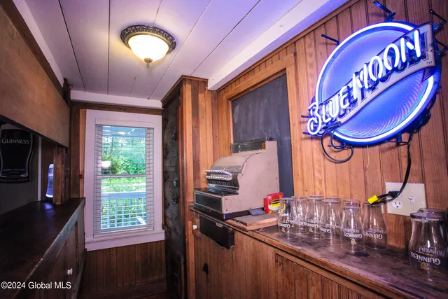 $665,000 | 983 Creek Road, Crown Point, NY 12928