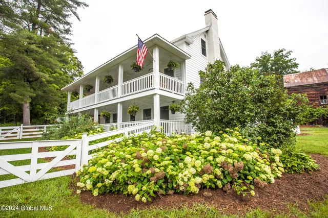 $665,000 | 983 Creek Road, Crown Point, NY 12928