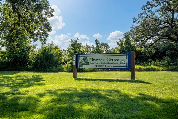 $451,990 | 468 Vista Drive, Hampshire, IL 60140
