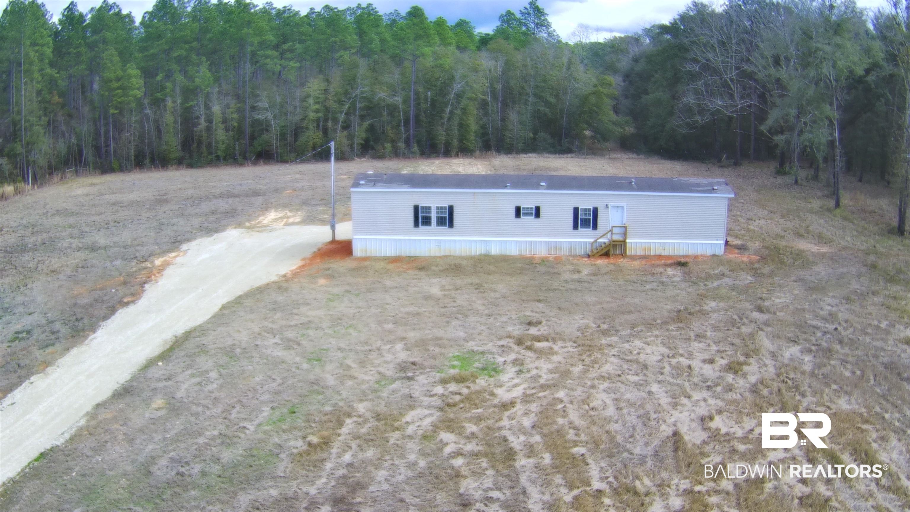 17250 County Road 68 Loxley, AL 36551 - Photo 4 of 31