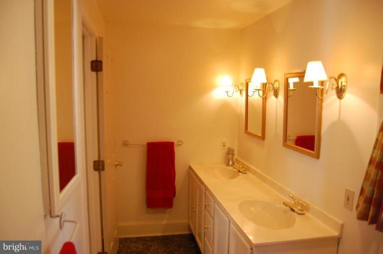 7924 Ellenham Road Towson, MD 21204 - Photo 11 of 13 Master Bath