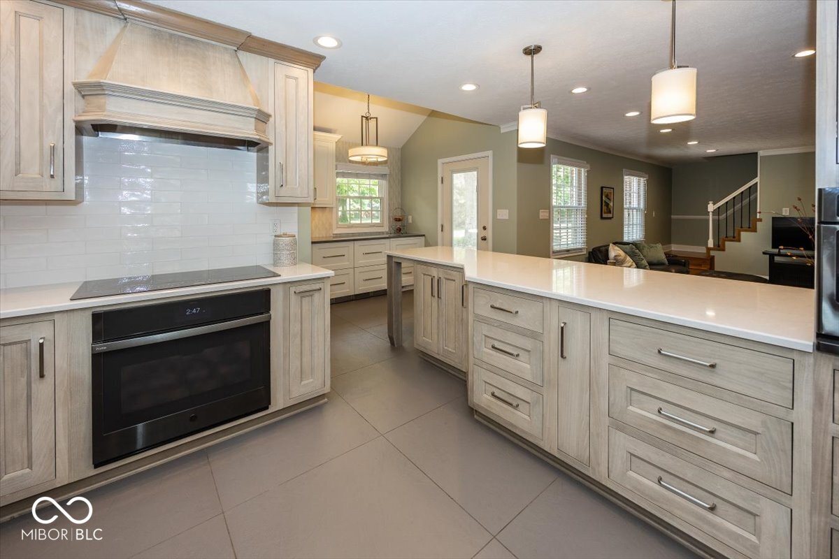 1720 Sturbridge Road Indianapolis, IN 46260 - Photo 17 of 65 Gallery Image 17