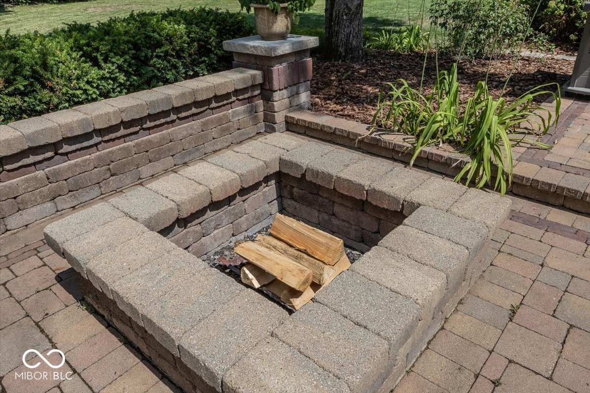 1720 Sturbridge Road Indianapolis, IN 46260 - Photo 44 of 65 Gallery Image 44
