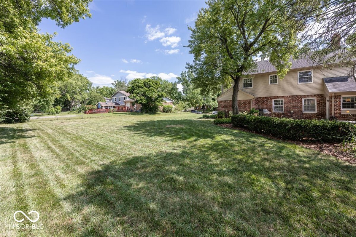 1720 Sturbridge Road Indianapolis, IN 46260 - Photo 46 of 65 Gallery Image 46