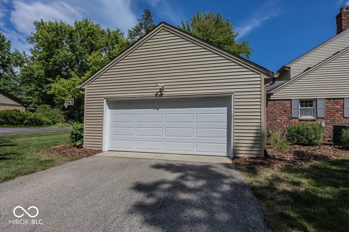 1720 Sturbridge Road Indianapolis, IN 46260 - Photo 48 of 65 Gallery Image 48
