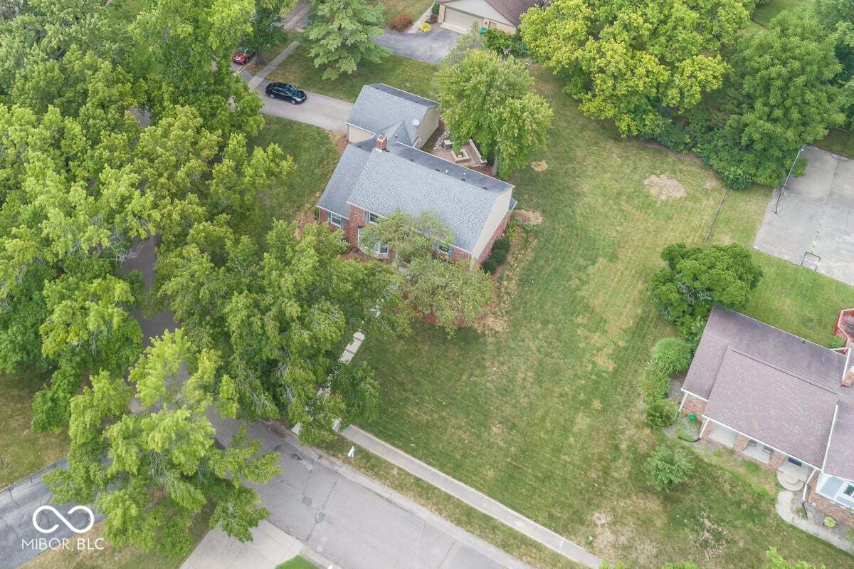1720 Sturbridge Road Indianapolis, IN 46260 - Photo 50 of 65 Gallery Image 50
