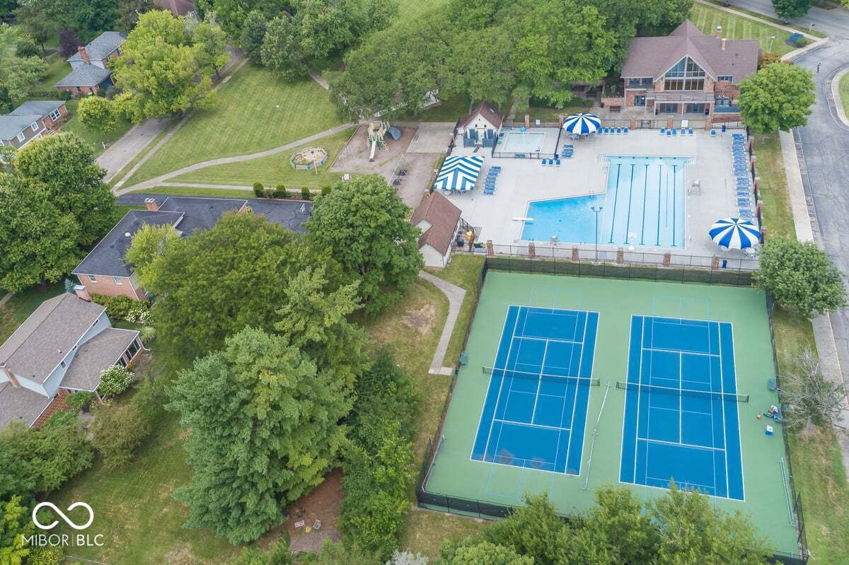1720 Sturbridge Road Indianapolis, IN 46260 - Photo 53 of 65 Gallery Image 53
