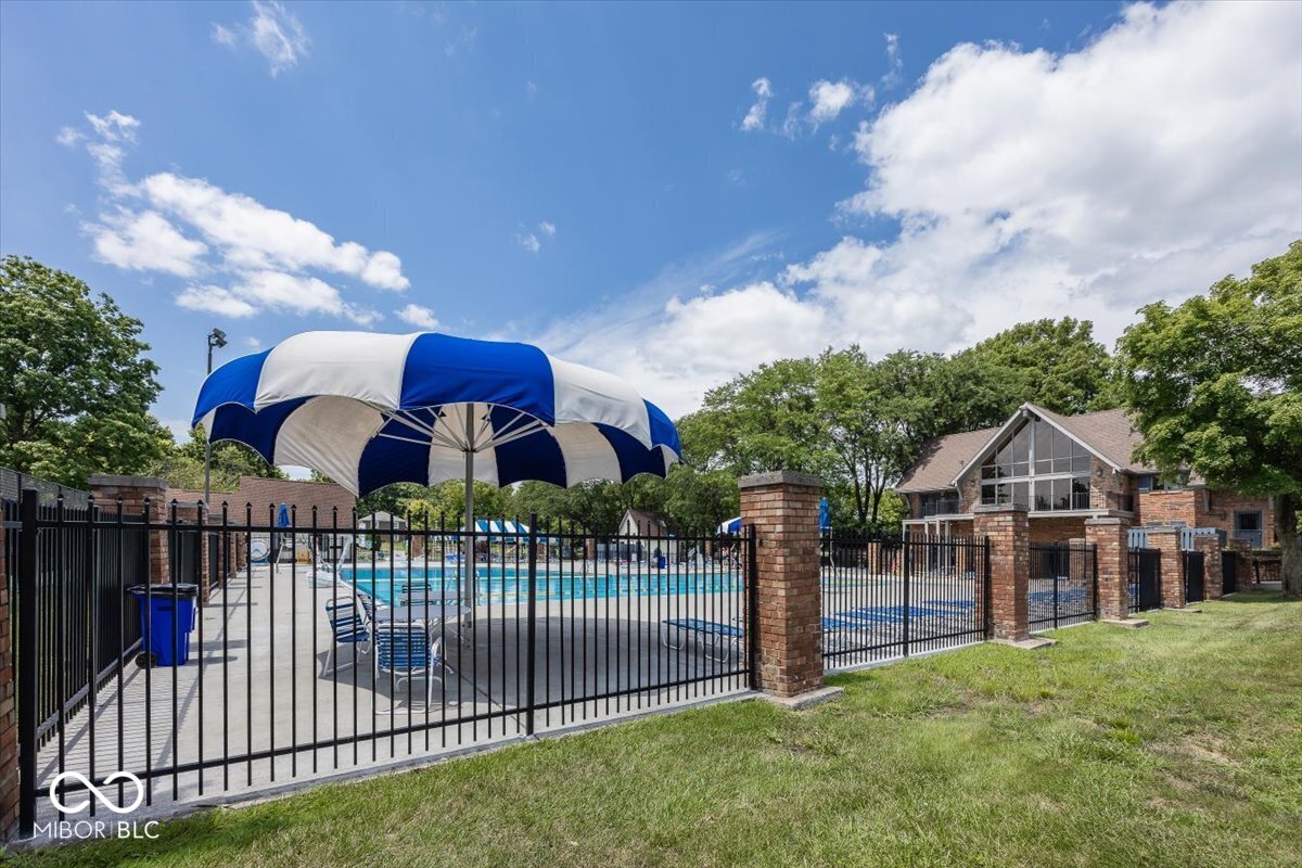 1720 Sturbridge Road Indianapolis, IN 46260 - Photo 57 of 65 Gallery Image 57