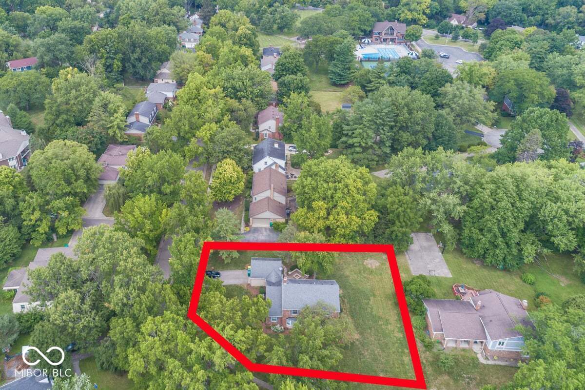 1720 Sturbridge Road Indianapolis, IN 46260 - Photo 64 of 65 Gallery Image 64