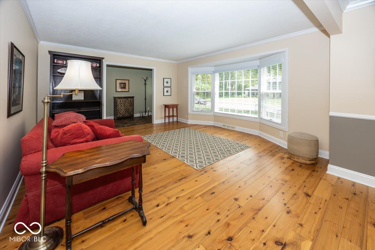 1720 Sturbridge Road Indianapolis, IN 46260 - Photo 7 of 65 Gallery Image 7