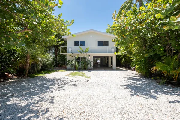 a picture of city view