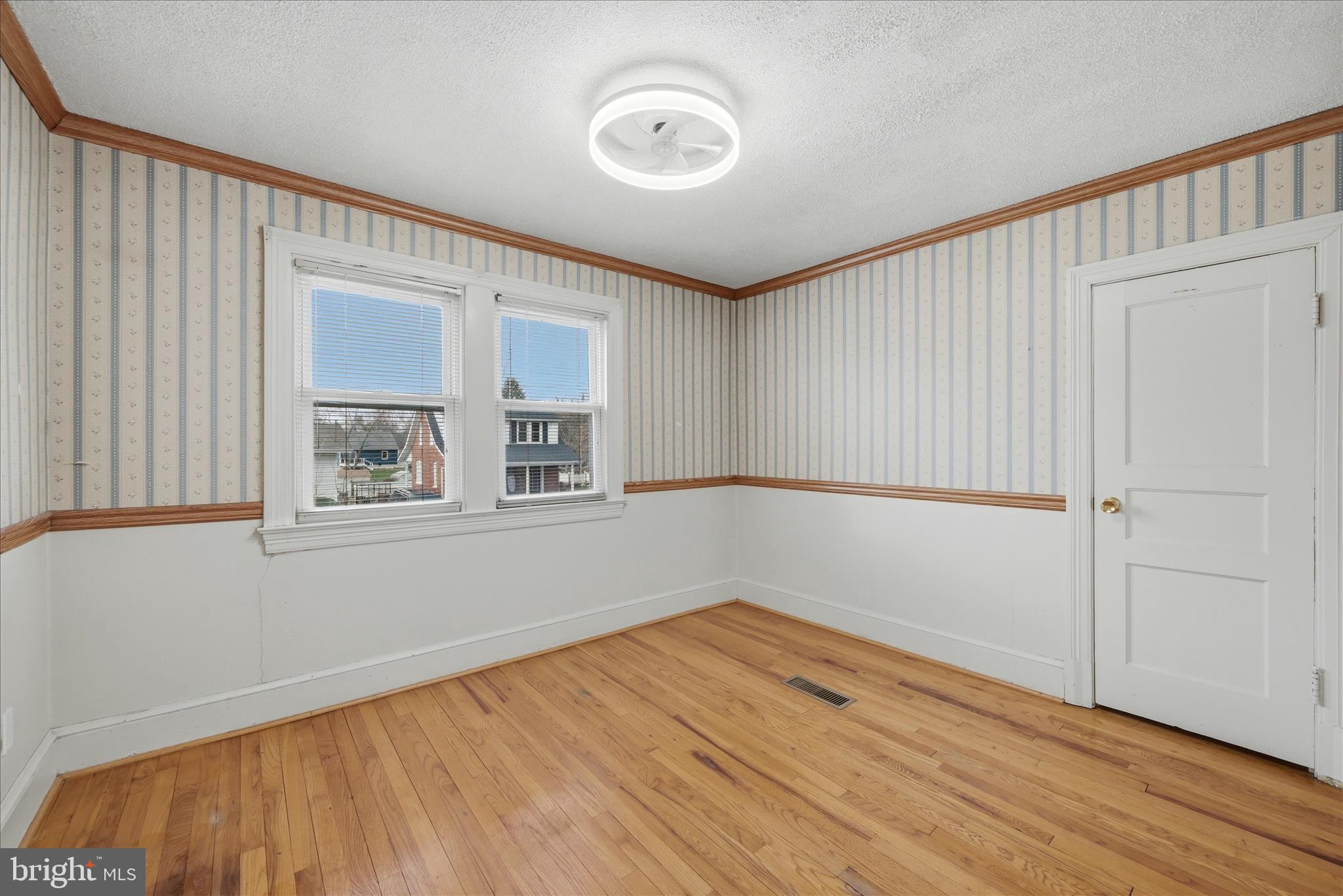 508 Dunlap Street Winchester, VA 22601 - Photo 6 of 15 Primary Bedroom