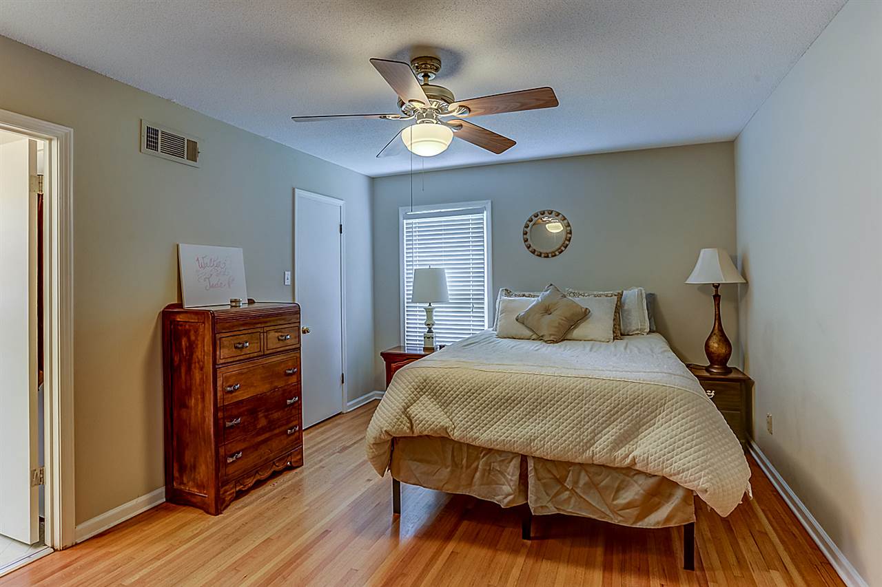 5832 Ridgevale Road Memphis, TN 38119 - Photo 17 of 25