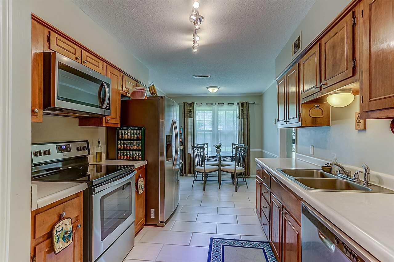 5832 Ridgevale Road Memphis, TN 38119 - Photo 7 of 25