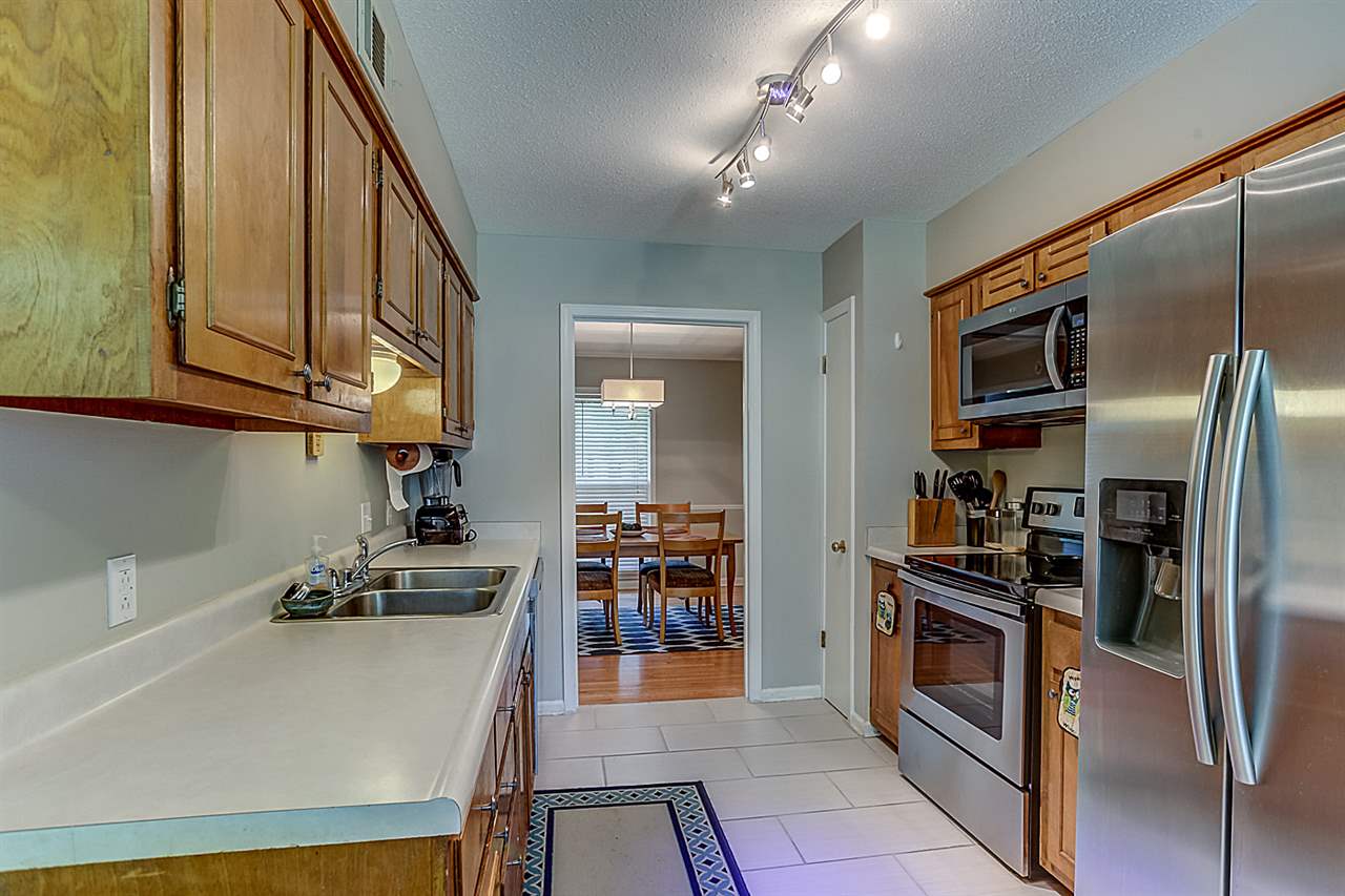 5832 Ridgevale Road Memphis, TN 38119 - Photo 9 of 25