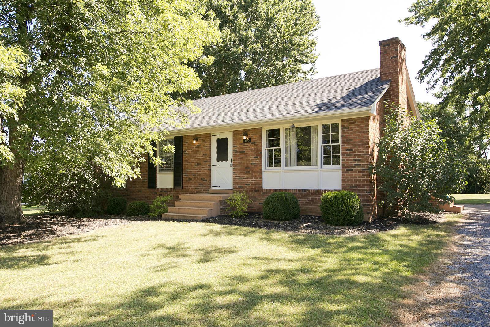 206 Ridge Road Winchester, VA 22602 - Photo 1 of 30 Exterior (Front)
