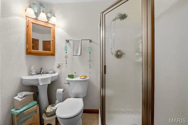 $130,000 | 9775 Dogwood Drive, Bartelso, IL 62218