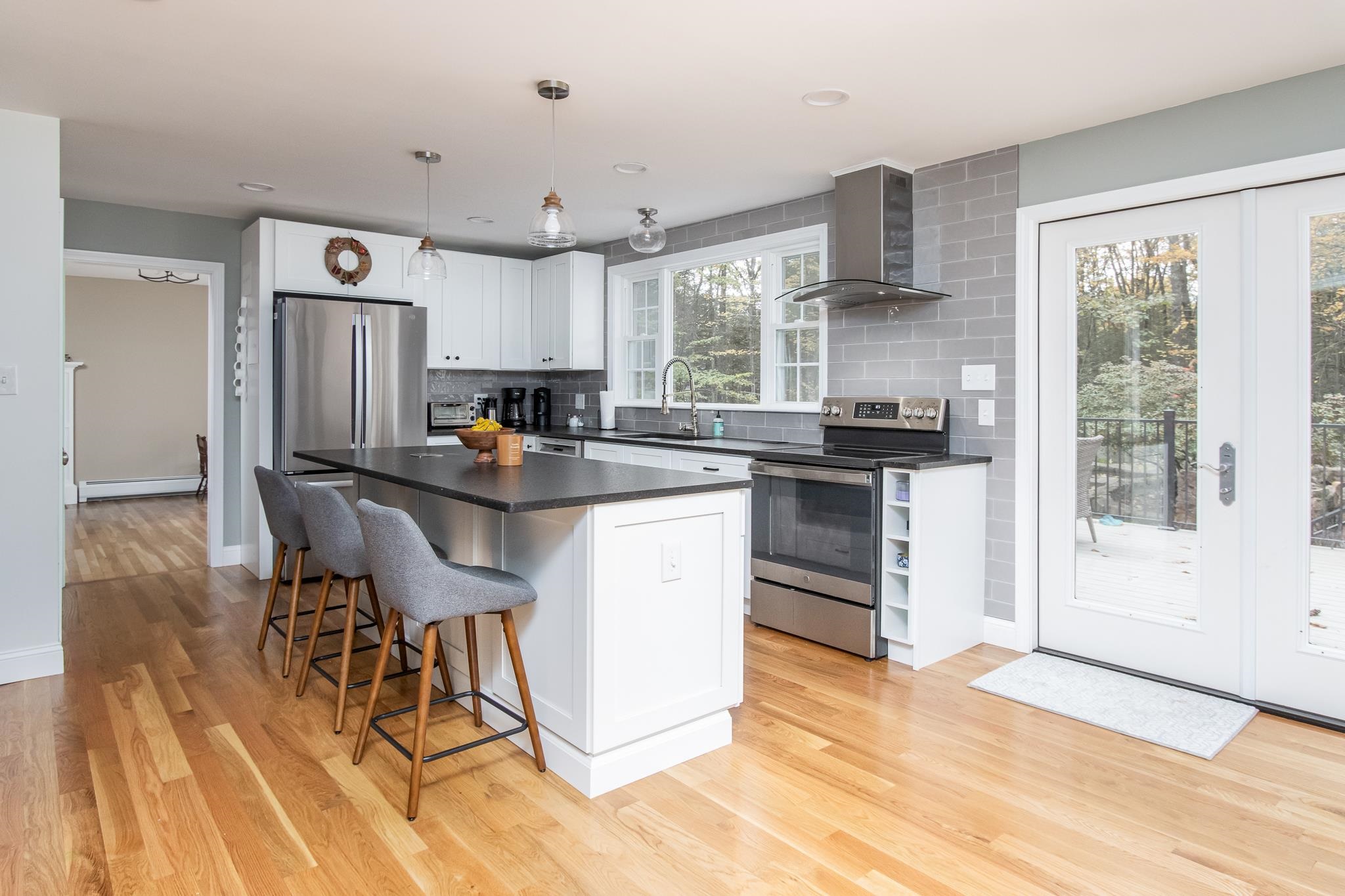 30 Blueberry Hill Road Amherst, NH 03031 - Photo 13 of 40