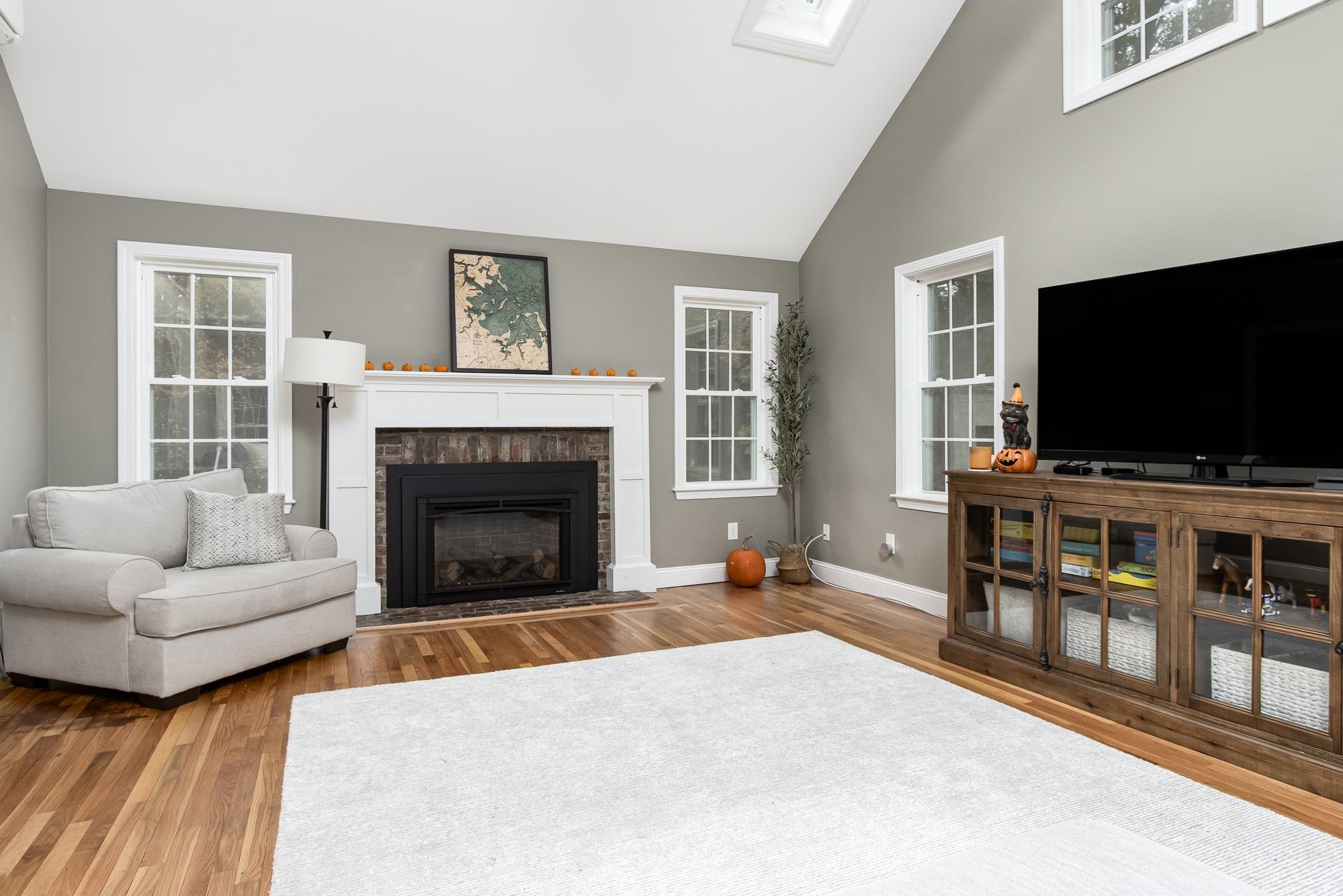 30 Blueberry Hill Road Amherst, NH 03031 - Photo 3 of 40