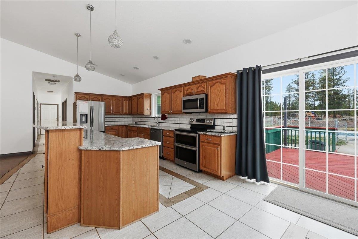 25720 West Malloy Prairie Road Cheney, WA 99004 - Photo 5 of 27